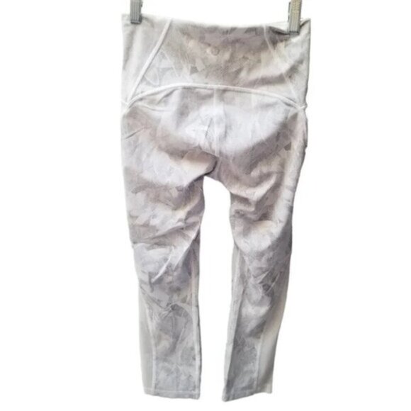 Lululemon Train Times Crop *21" Jasmine White Multi / White  4 - Picture 4 of 9